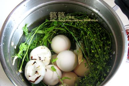 地菜花煮鸡蛋的做法