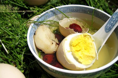 地菜花煮鸡蛋的做法