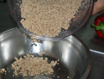 烤素香排西蓝花配罗勒油汁的做法