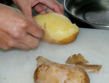 烤素香排西蓝花配罗勒油汁的做法