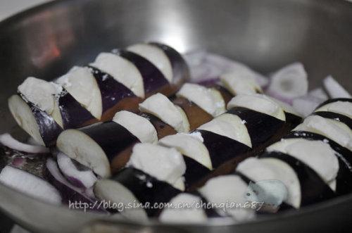 干锅鱼丸茄子的做法