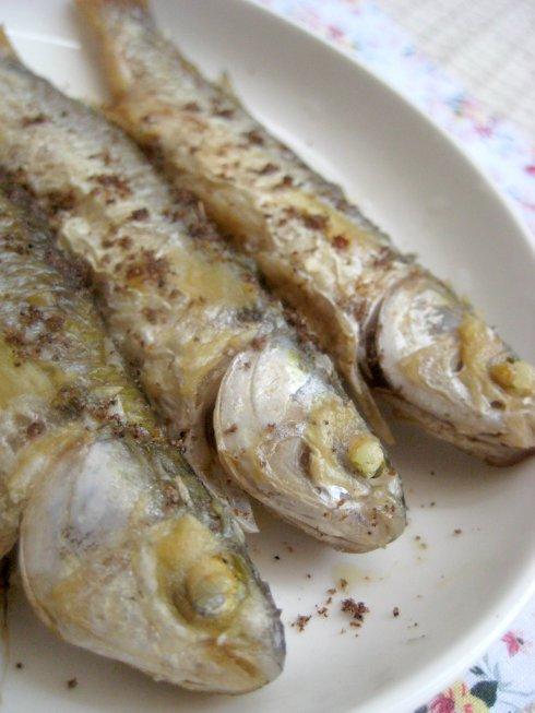 盐酥斋鱼的做法