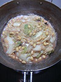 虾酱黄豆白菜的做法