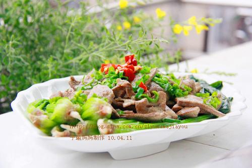 ���Ͳ������ε�����