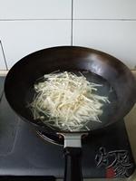 金针菇拌豆腐皮的做法