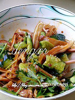 红油猪耳拌黄瓜的做法