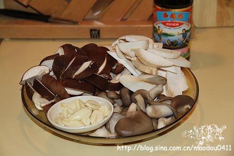 蒜香蚝油菌菇的做法