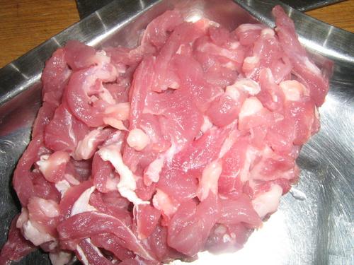 香菜炒瘦肉的做法