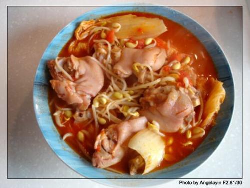 酸汤猪蹄的做法