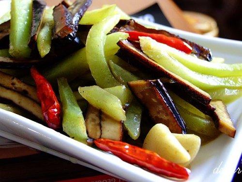 ���񳴶��ɵ�����