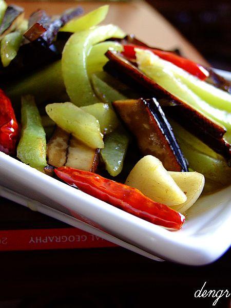 ���񳴶��ɵ�����