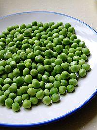 酱肉豌豆的做法