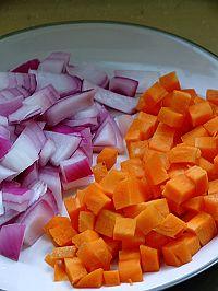 酱肉豌豆的做法