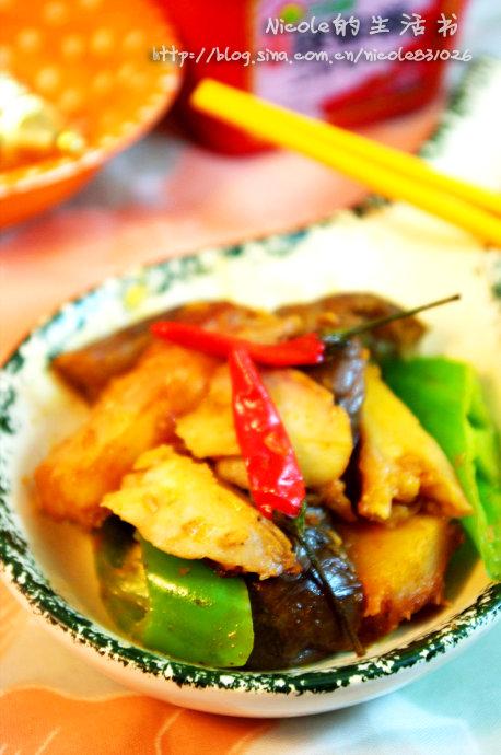 腊鱼炖茄子的做法