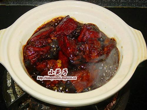 秘制无锡肉骨煲的做法