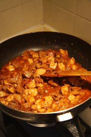 杏鲍菇牛肉烧鸡肉的做法