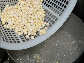 �ٺϼ�ͷ����ˮ������