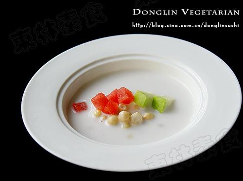 百合鸡头米糖水的做法