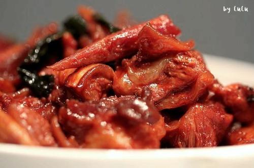 橘香南乳炖牛腩的做法