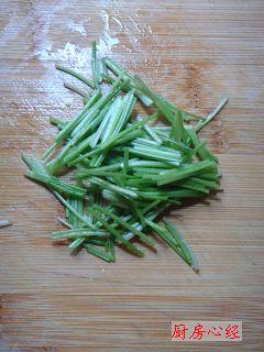 芫爆里脊的做法