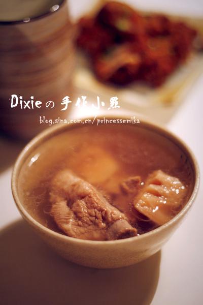 排骨莲藕汤的做法