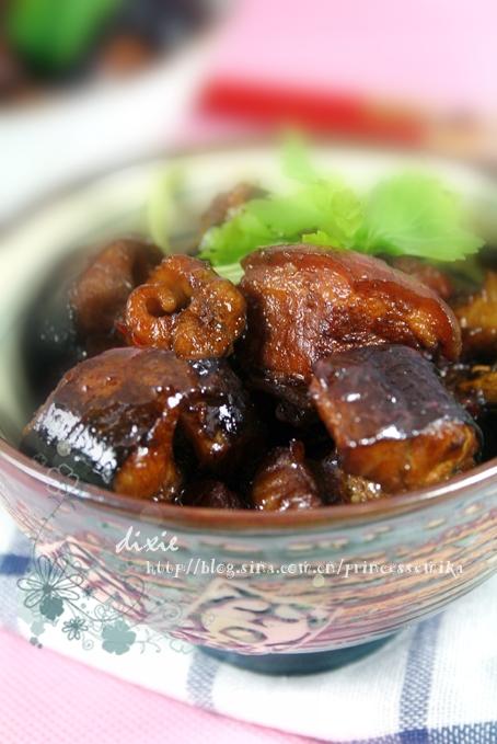 ���κ����������