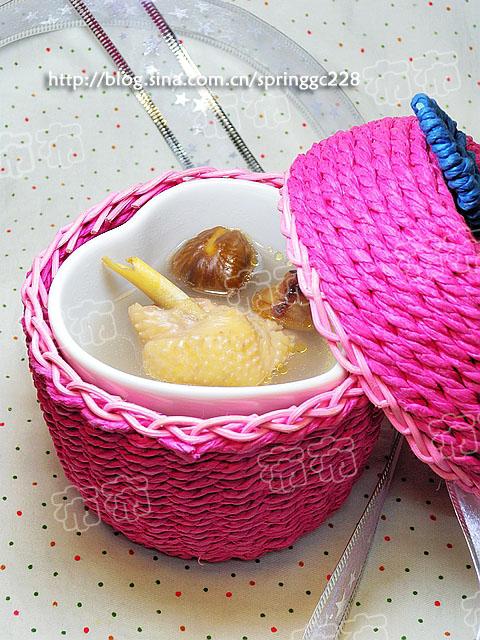 板栗炖鸡汤的做法