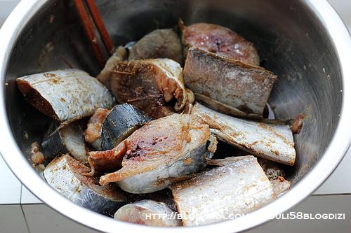 烧烤小炒肉VS炸鱼的做法