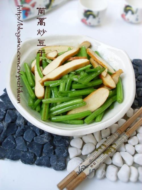 ���ﳴ���ɵ�����