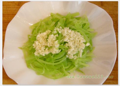 ����ݫ��˿������