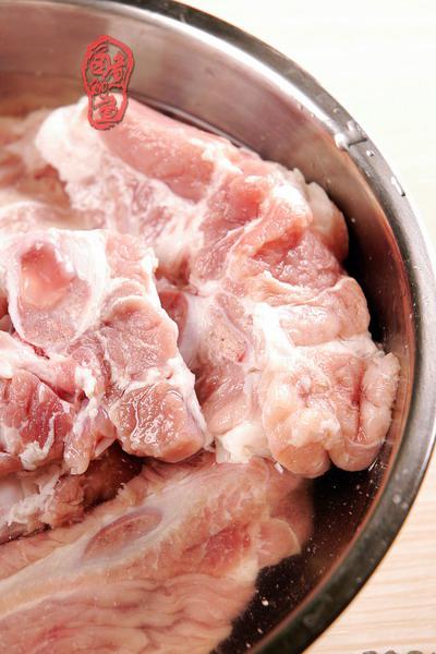 自制酱腔骨的做法