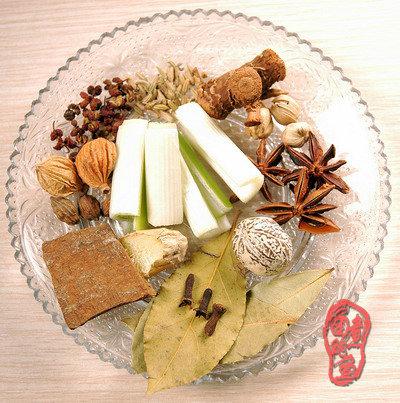 自制酱腔骨的做法