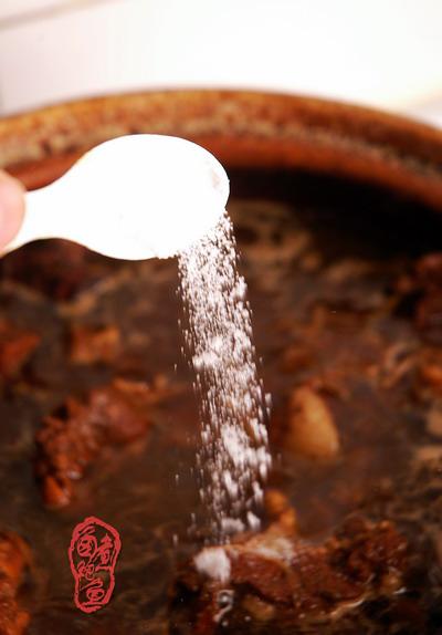 自制酱腔骨的做法