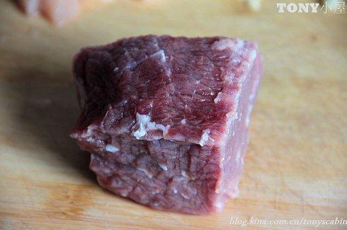 啤酒牛肉炖五香豆腐干的做法