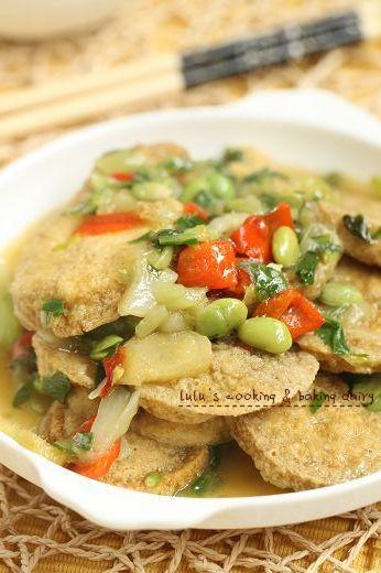 腌菜花烧素鸡的做法