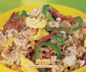美味青椒牛肉炒饭的做法