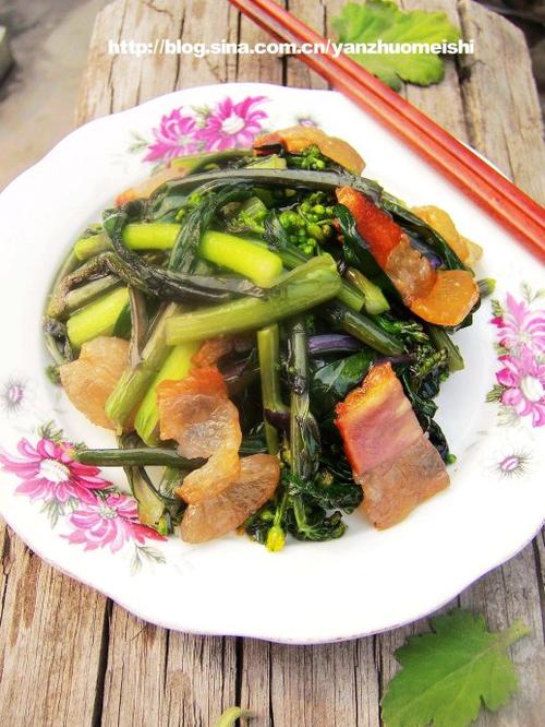 ���⳴���̦������