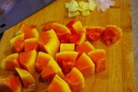 木瓜焖鸭肉的做法