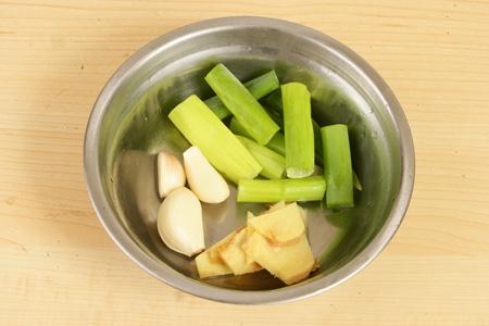 �緹���ռ��������