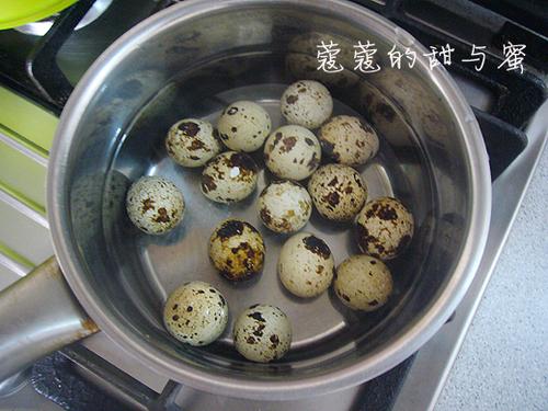 泡椒鹌鹑蛋的做法