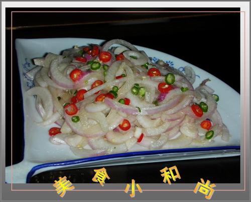 凉拌洋葱的做法