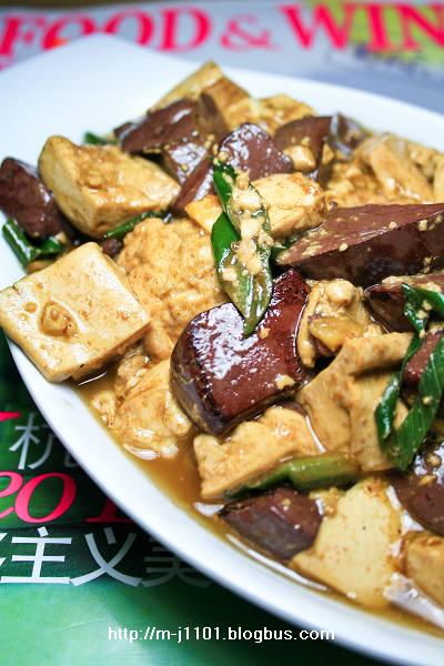 猪血豆腐的做法