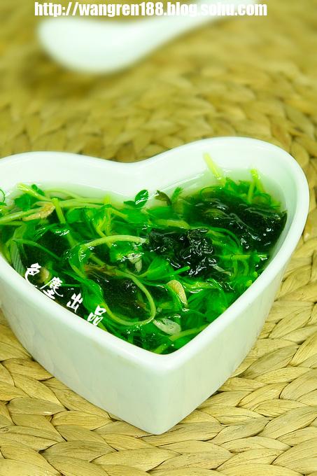 豌豆苗虾皮汤的做法