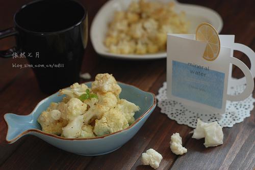 蒜香烤菜花的做法