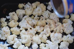 蒜香烤菜花的做法