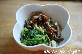 花椒油茶花菇的做法