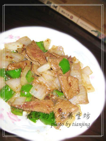 洋葱炒猪肝的做法