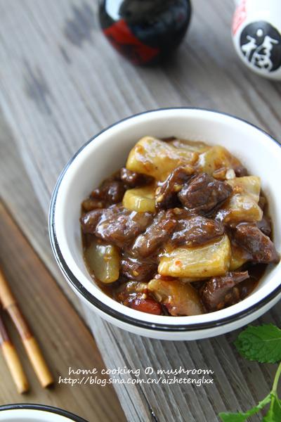 丁丁葫芦瓜酸辣炒牛肉的做法