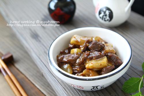 丁丁葫芦瓜酸辣炒牛肉的做法