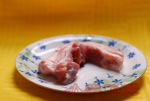 咸花腩炒豆角的做法